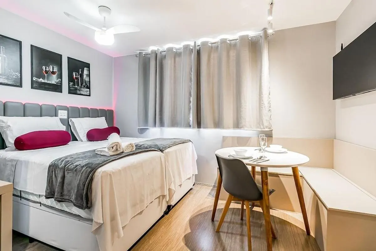 Rubi Studio No Bras Com Piscina - Metro Bras Сан-Пауло